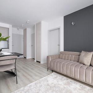 Apartment In The Centre Of Zakopane Szymony By Noclegi Renters